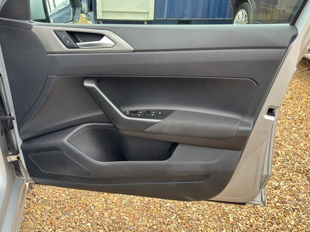 Used Volkswagen Polo 2018 for sale - 77850293: Photo 18