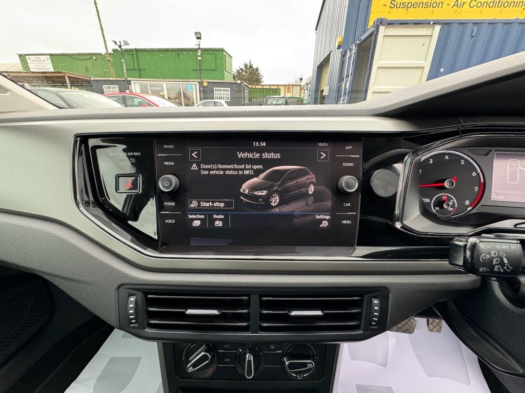 Used Volkswagen Polo 2018 for sale - 77850293: Photo 27