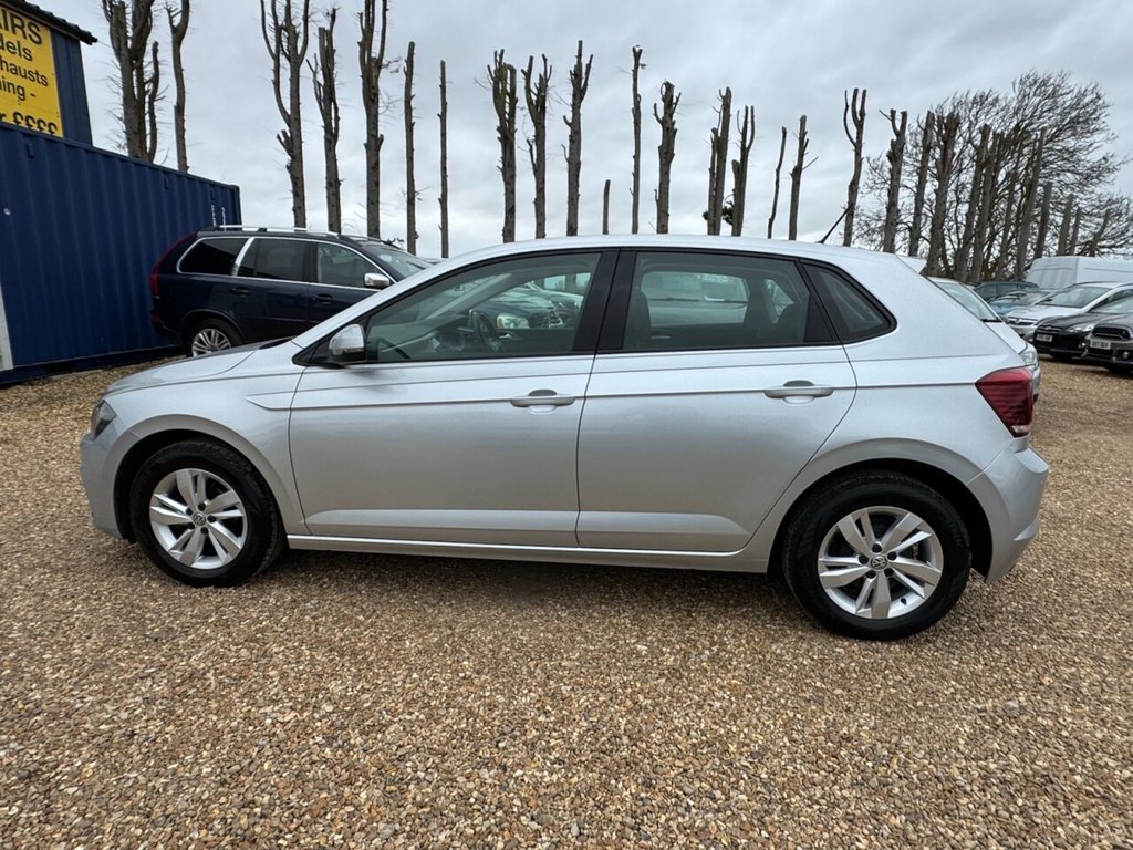 Used Volkswagen Polo 2018 for sale - 77850293: Photo 8