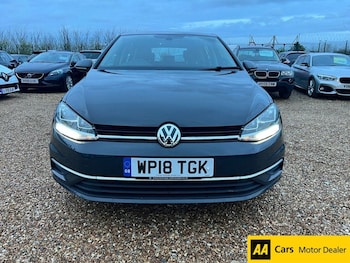 Used Volkswagen Golf 2018 for sale - 77313253: Photo
