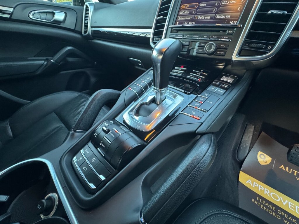 Used Porsche Cayenne 2012 for sale - 77356476: Photo 42