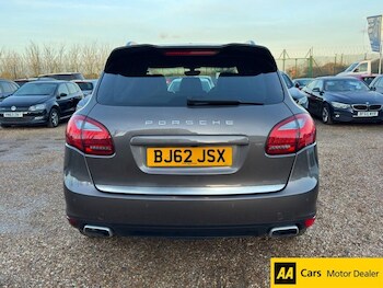 Used Porsche Cayenne 2012 for sale - 77356476: Photo