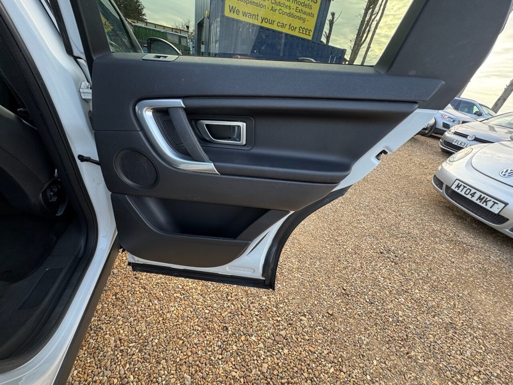 Used Land Rover Discovery Sport 2015 for sale - 77734515: Photo 36