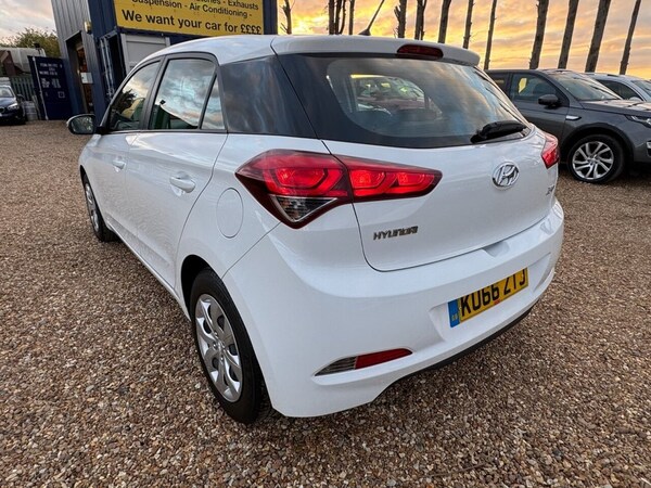 Used Hyundai i20 2016 for sale - 76223917: Photo 11