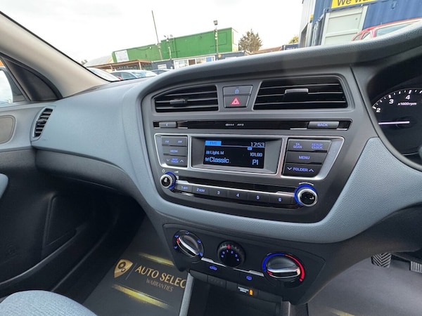 Used Hyundai i20 2016 for sale - 76223917: Photo 32