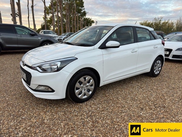 Used Hyundai i20 2016 for sale - 76223917: Photo 3