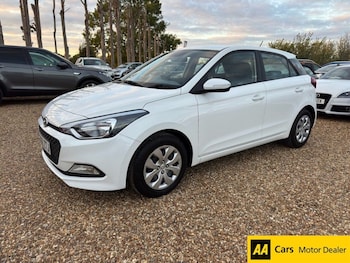 Used Hyundai i20 2016 for sale - 76223917: Photo 3