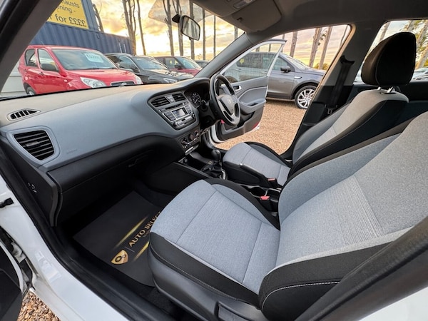 Used Hyundai i20 2016 for sale - 76223917: Photo 44