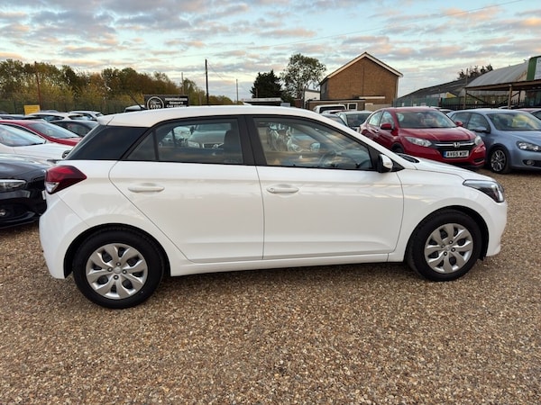 Used Hyundai i20 2016 for sale - 76223917: Photo 7