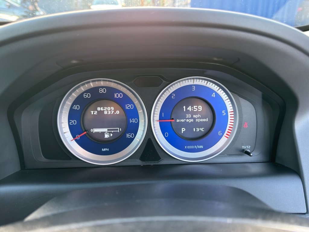 Used Volvo XC60 2011 for sale - 77172074: Photo 14