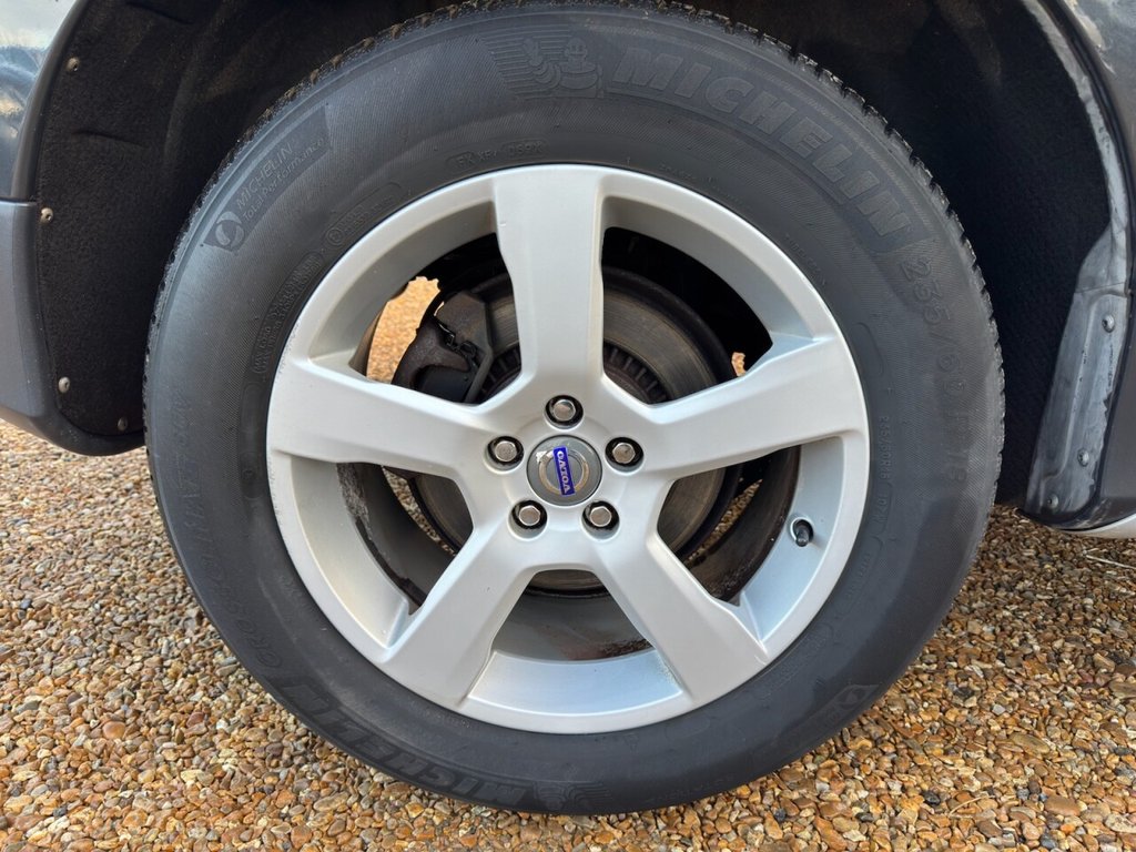 Used Volvo XC60 2011 for sale - 77172074: Photo 32