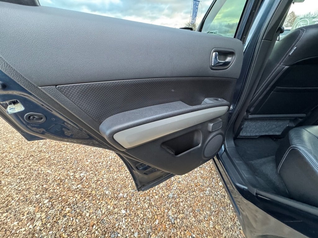 Used Nissan X-Trail 2013 for sale - 76642744: Photo 42