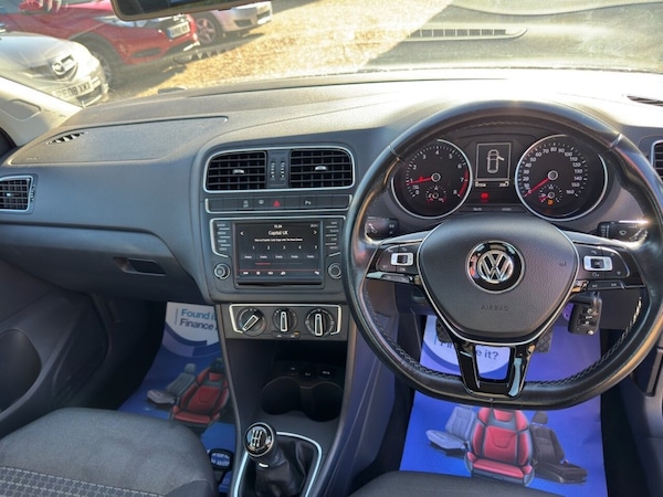 Used Volkswagen Polo 2014 for sale - 76068776: Photo 18