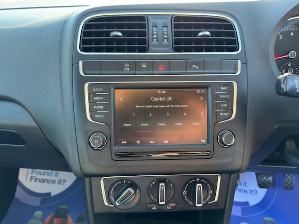 Used Volkswagen Polo 2014 for sale - 76068776: Photo 21