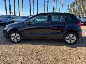 Used Volkswagen Polo 2014 for sale - 76068776: Photo 4
