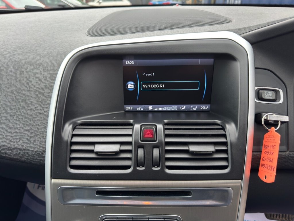 Used Volvo XC60 2011 for sale - 77693538: Photo 18