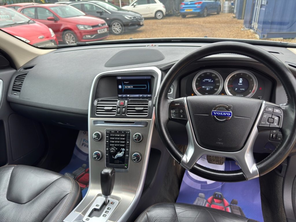 Used Volvo XC60 2011 for sale - 77693538: Photo 21