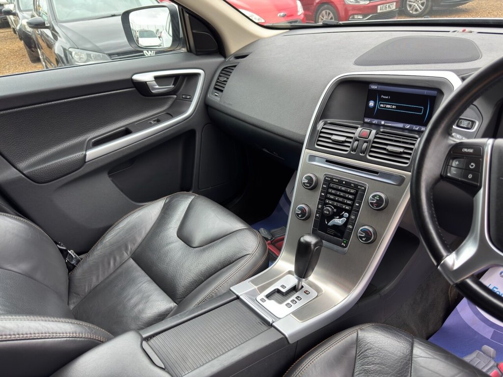 Used Volvo XC60 2011 for sale - 77693538: Photo 26