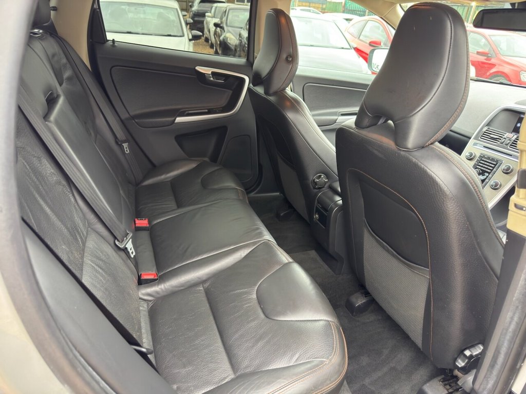 Used Volvo XC60 2011 for sale - 77693538: Photo 28