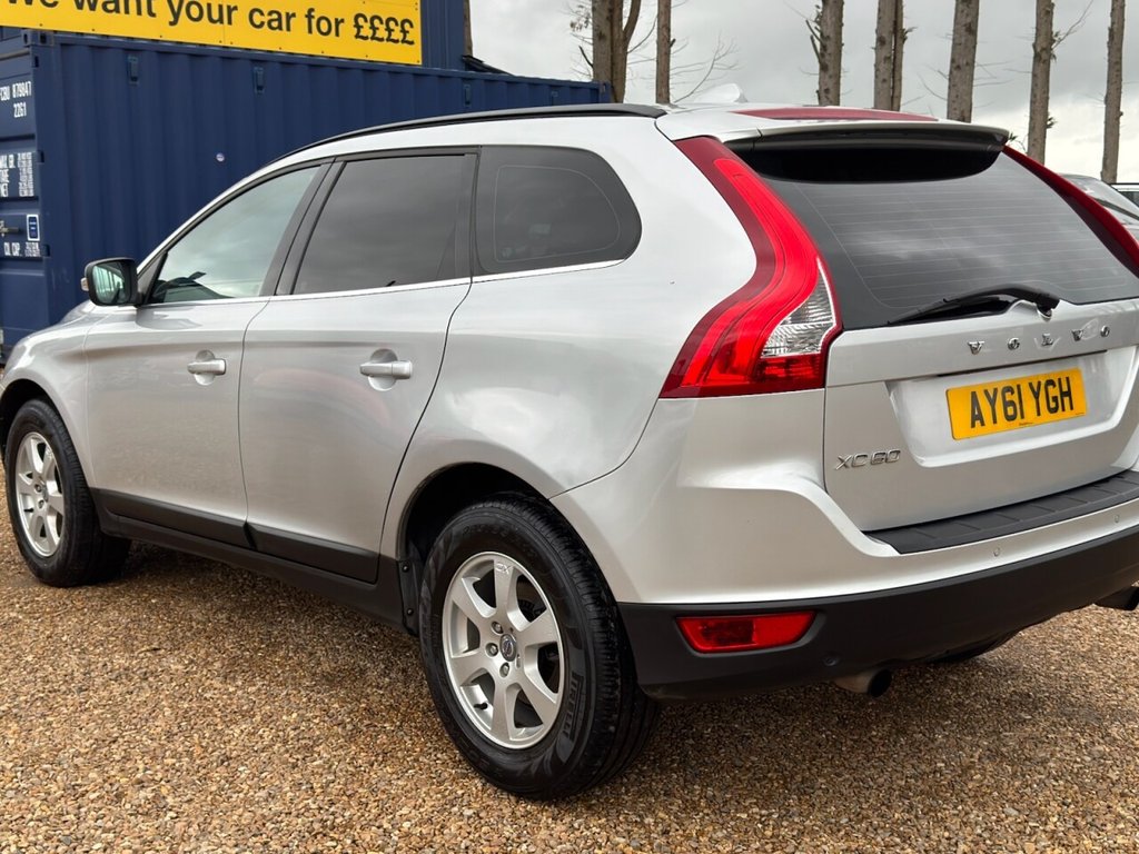 Used Volvo XC60 2011 for sale - 77693538: Photo 5