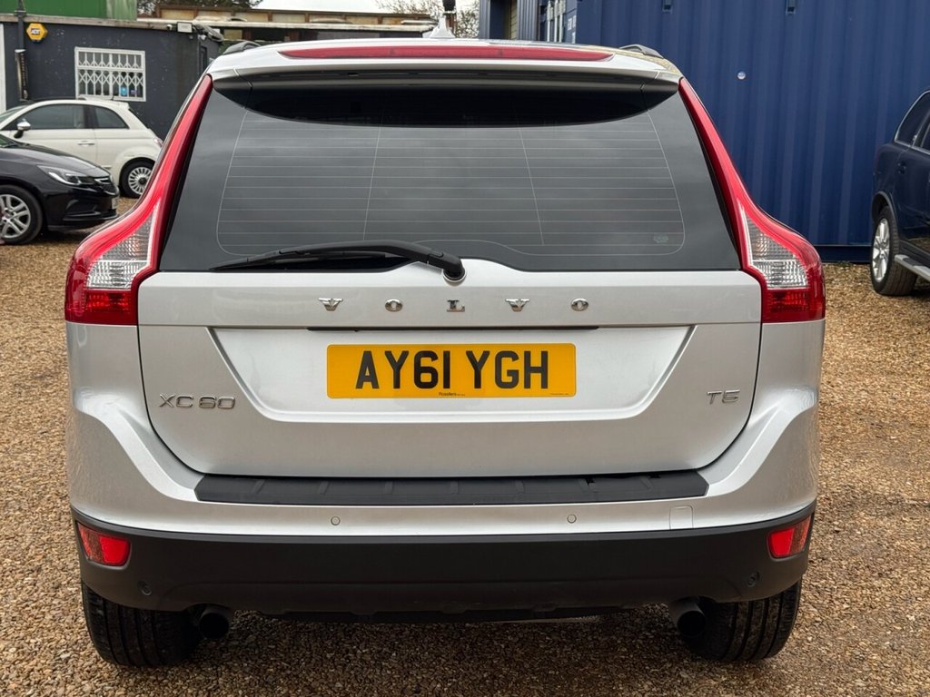 Used Volvo XC60 2011 for sale - 77693538: Photo 6