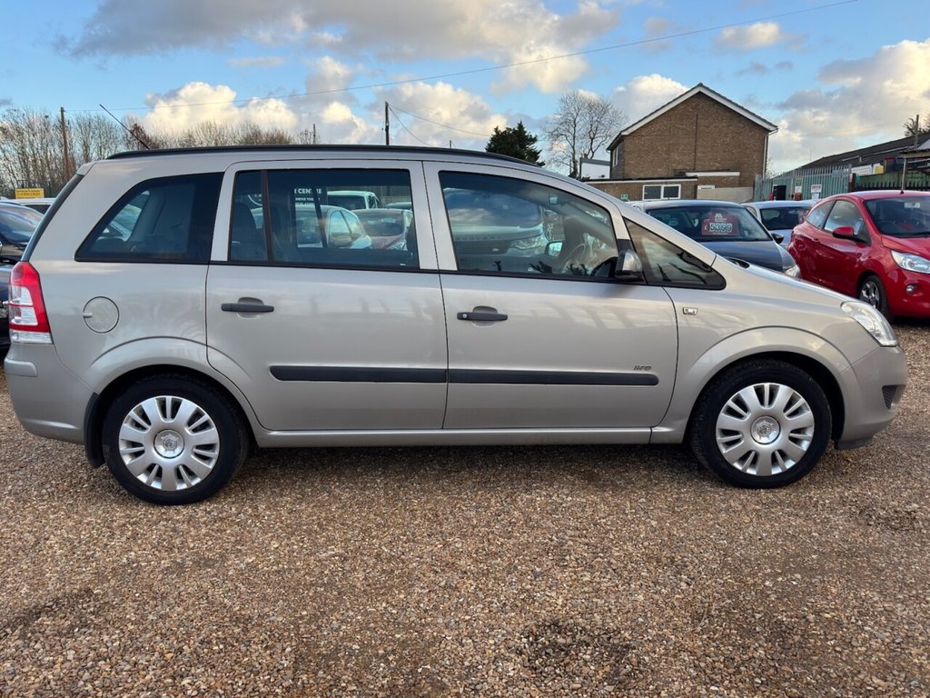 Used Vauxhall Zafira 2008 for sale - 77636735: Photo 8