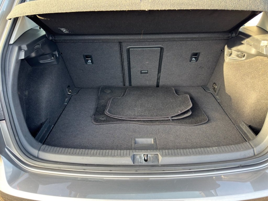 Used Volkswagen Golf 2015 for sale - 77122197: Photo 12