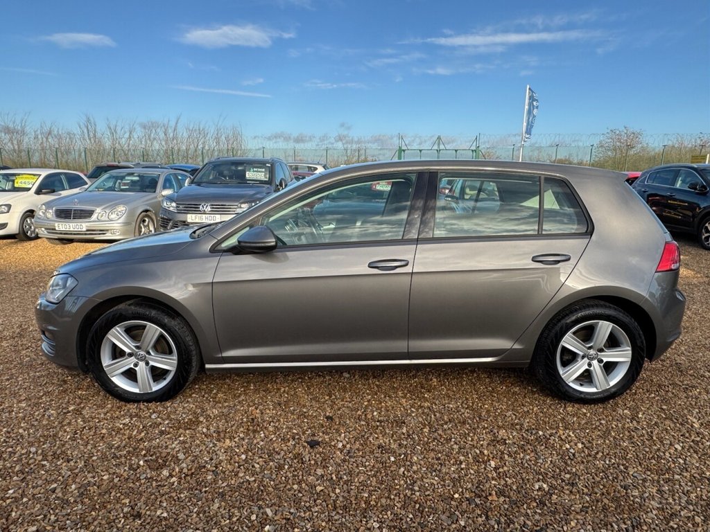 Used Volkswagen Golf 2015 for sale - 77122197: Photo 6