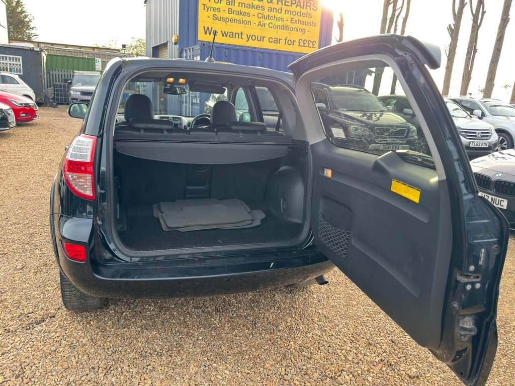 Used Toyota RAV4 2010 for sale - 78029807: Photo 12