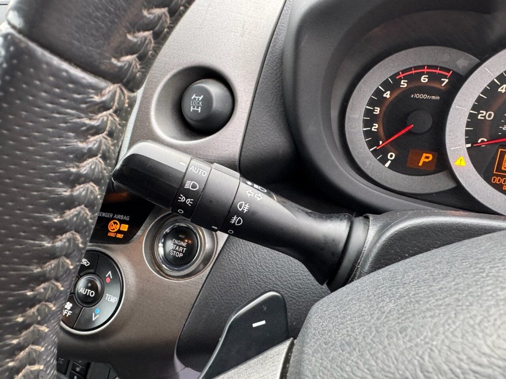 Used Toyota RAV4 2010 for sale - 78029807: Photo 26