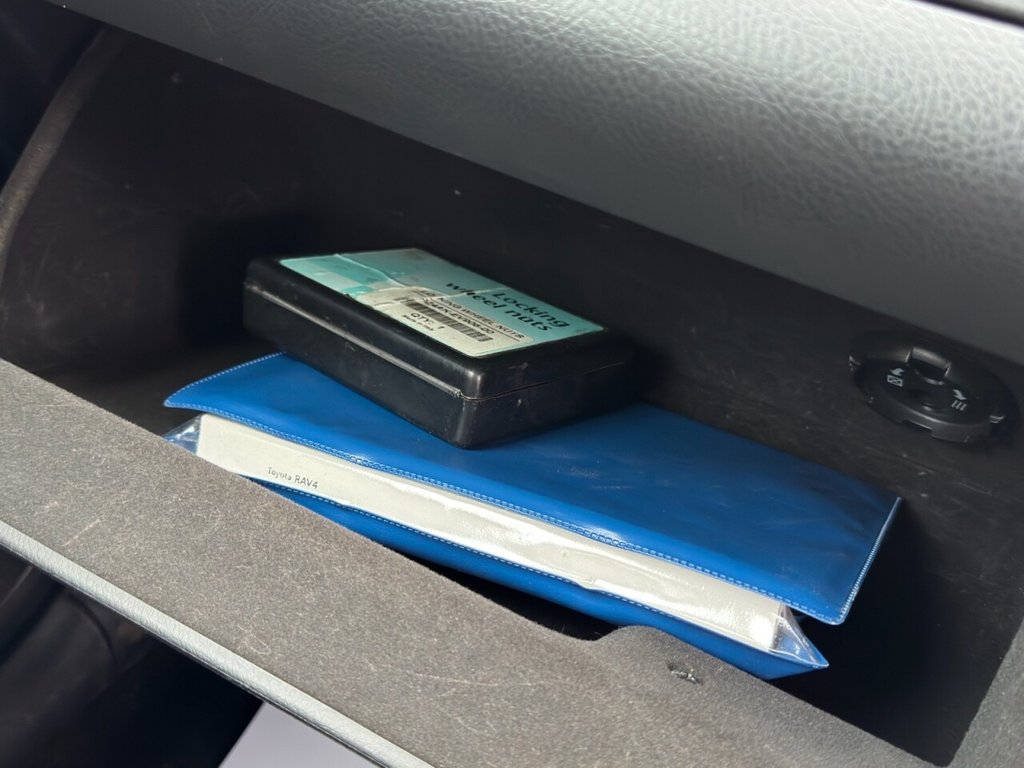 Used Toyota RAV4 2010 for sale - 78029807: Photo 30