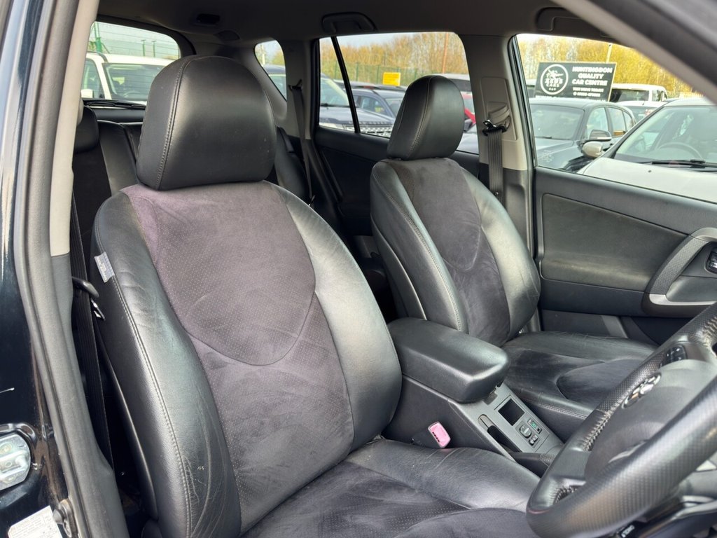 Used Toyota RAV4 2010 for sale - 78029807: Photo 35