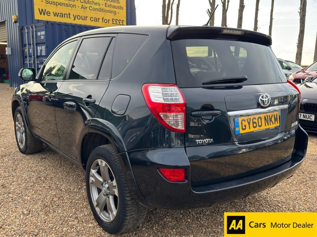 Used Toyota RAV4 2010 for sale - 78029807: Photo 4