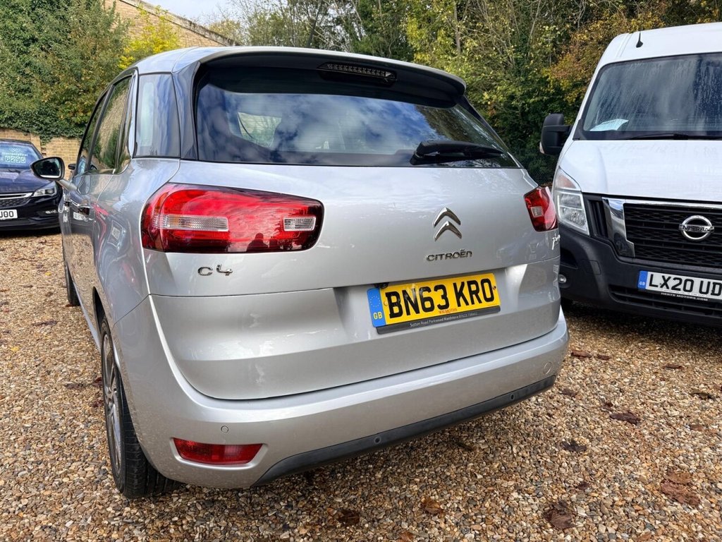 Used Citroen C4 Picasso 2013 for sale - 76582821: Photo 4