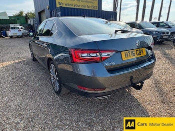 Used Skoda Superb 2016 for sale - 79182790: Photo