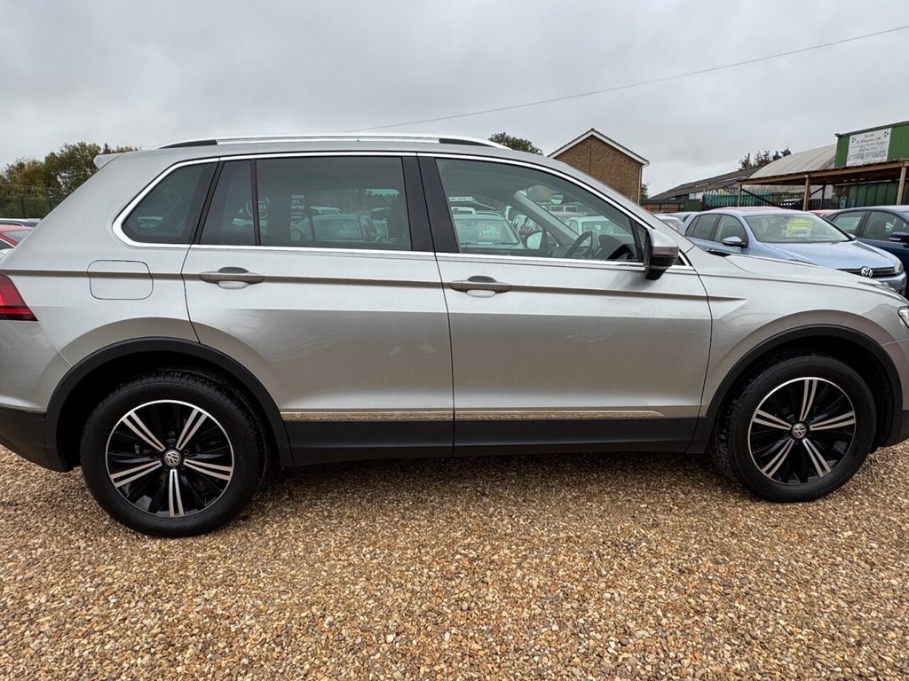 Used Volkswagen Tiguan 2017 for sale - 76256485: Photo 10