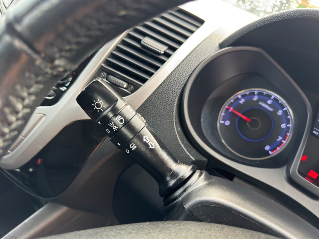 Used Hyundai Ix20 2011 for sale - 76654534: Photo 31