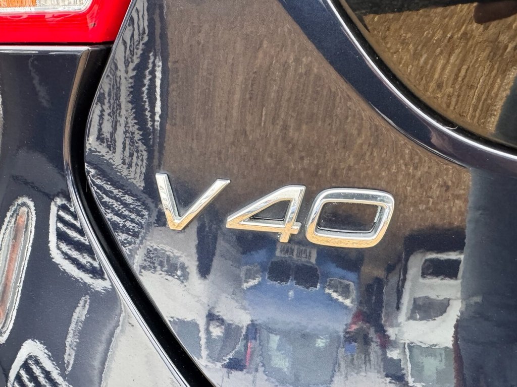 Used Volvo V40 2016 for sale - 76256541: Photo 11