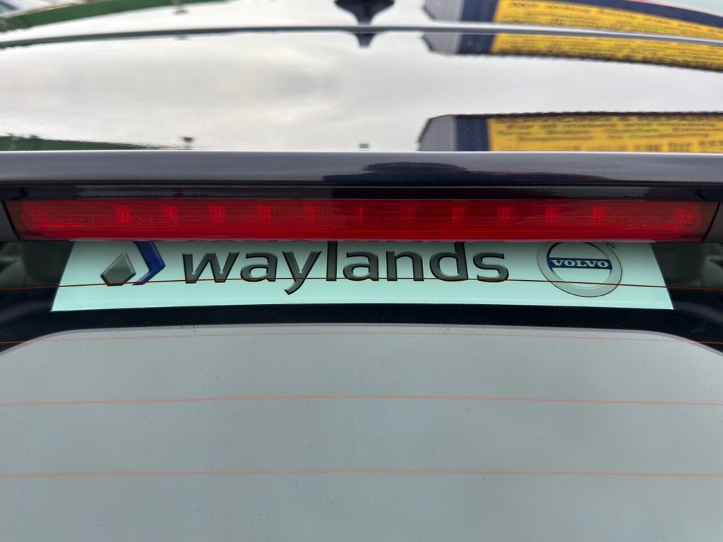 Used Volvo V40 2016 for sale - 76256541: Photo 15