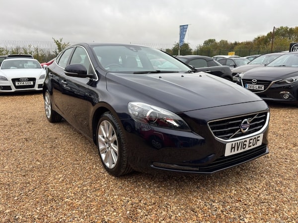 Used Volvo V40 2016 for sale - 76256541: Photo 1