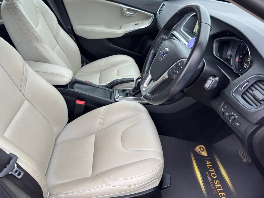 Used Volvo V40 2016 for sale - 76256541: Photo 30