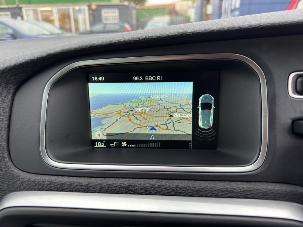 Used Volvo V40 2016 for sale - 76256541: Photo 37