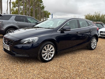 Used Volvo V40 2016 for sale - 76256541: Photo 3