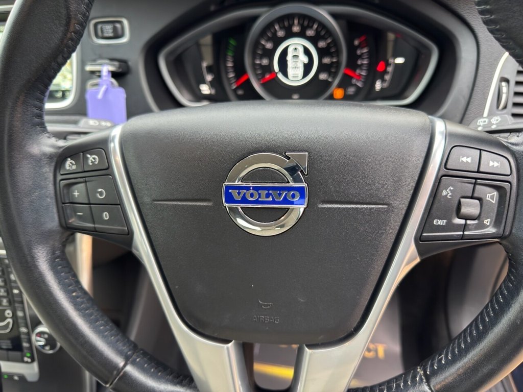 Used Volvo V40 2016 for sale - 76256541: Photo 40