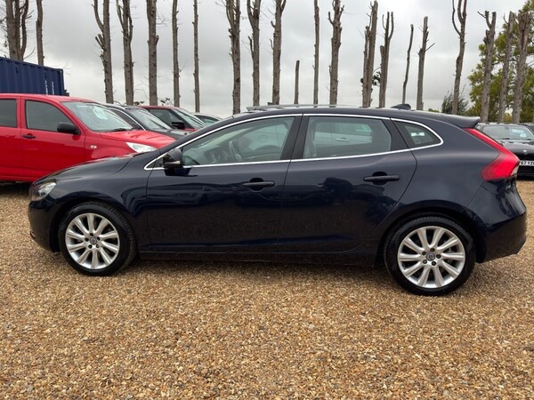 Used Volvo V40 2016 for sale - 76256541: Photo 4