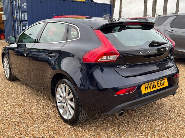 Used Volvo V40 2016 for sale - 76256541: Photo 5