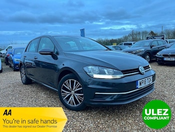 Used Volkswagen Golf 2018 for sale - 77583096: Photo