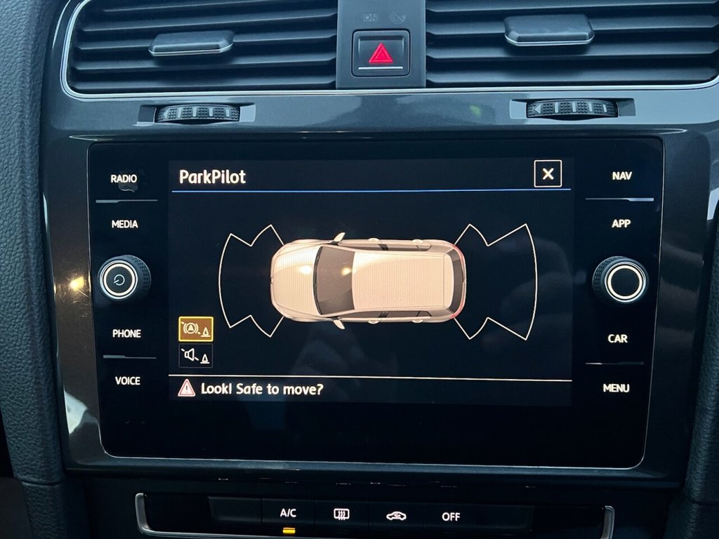 Used Volkswagen Golf 2018 for sale - 77583096: Photo 37