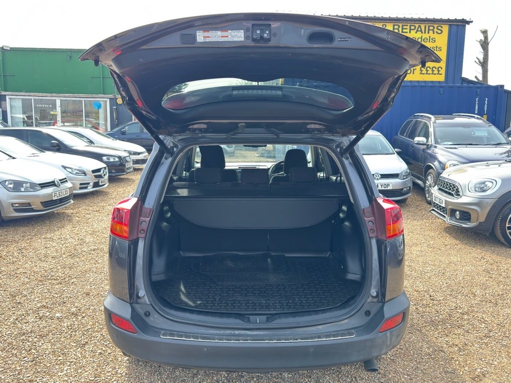 Used Toyota RAV4 2014 for sale - 77967628: Photo 11