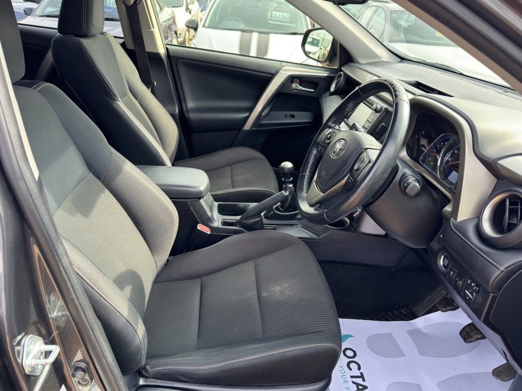 Used Toyota RAV4 2014 for sale - 77967628: Photo 16